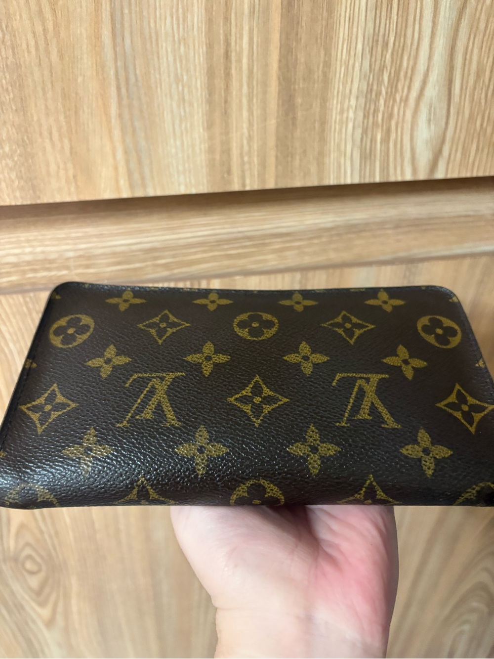 Auth LOUIS VUITTON M61727
PORTE MONNAIE ZIPPE wallet - Picture 12 of 14